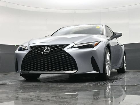 Used 2021 Lexus IS 300 w/ Accessory Package RWD image 27