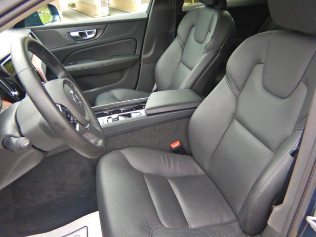 Used 2025 Volvo V60 B5 Cross Country Plus AWD/4WD image 12