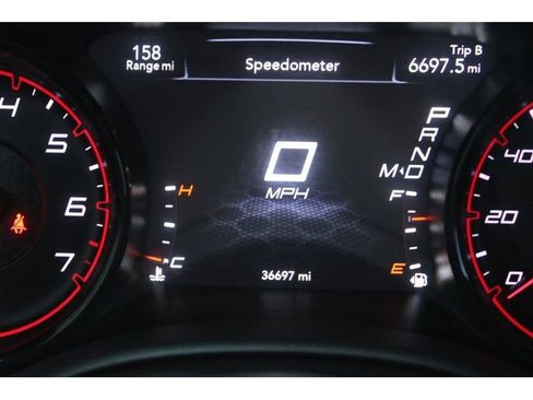 Used 2018 Dodge Charger SXT w/ Blacktop Package image 24