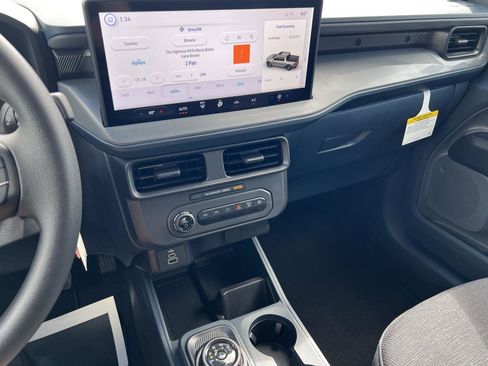 New 2025 Ford Maverick XL w/ Equipment Group 102A image 24