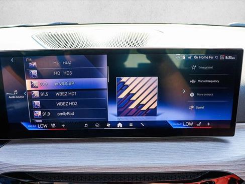 Certified 2025 BMW 330i xDrive 330i xDrive w/ Convenience Package image 15