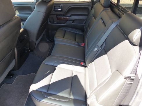 Used 2018 GMC Sierra 1500 SLT image 26