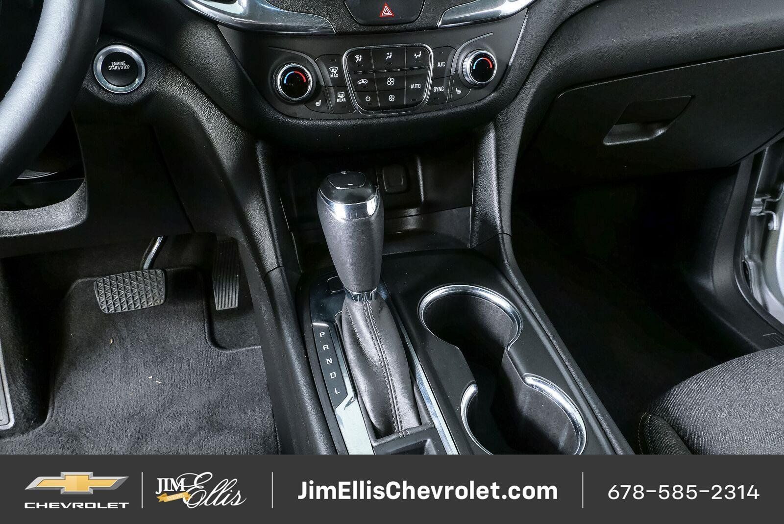 Used 2019 Chevrolet Equinox LT FWD image 17