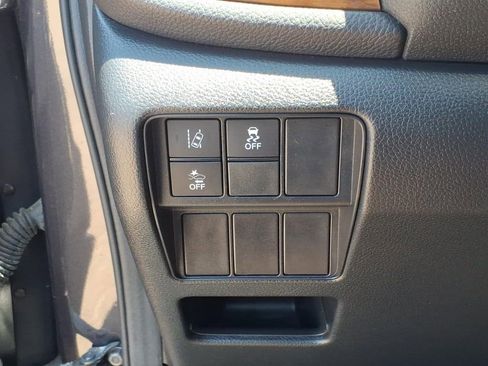 Used 2017 Honda CR-V EX image 16