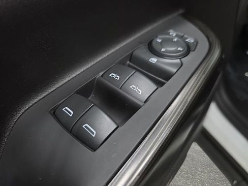 Used 2023 GMC Acadia SLT AWD/4WD image 26