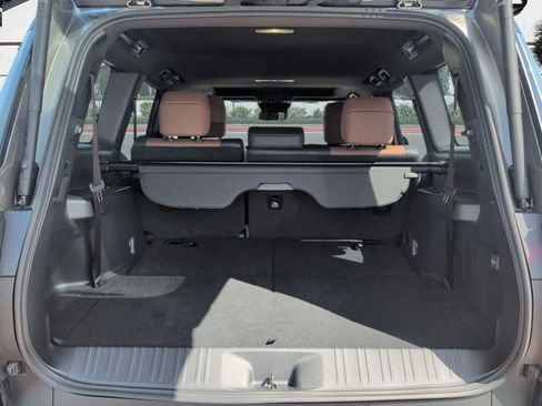 Certified 2025 Lexus GX 550 AWD/4WD image 28