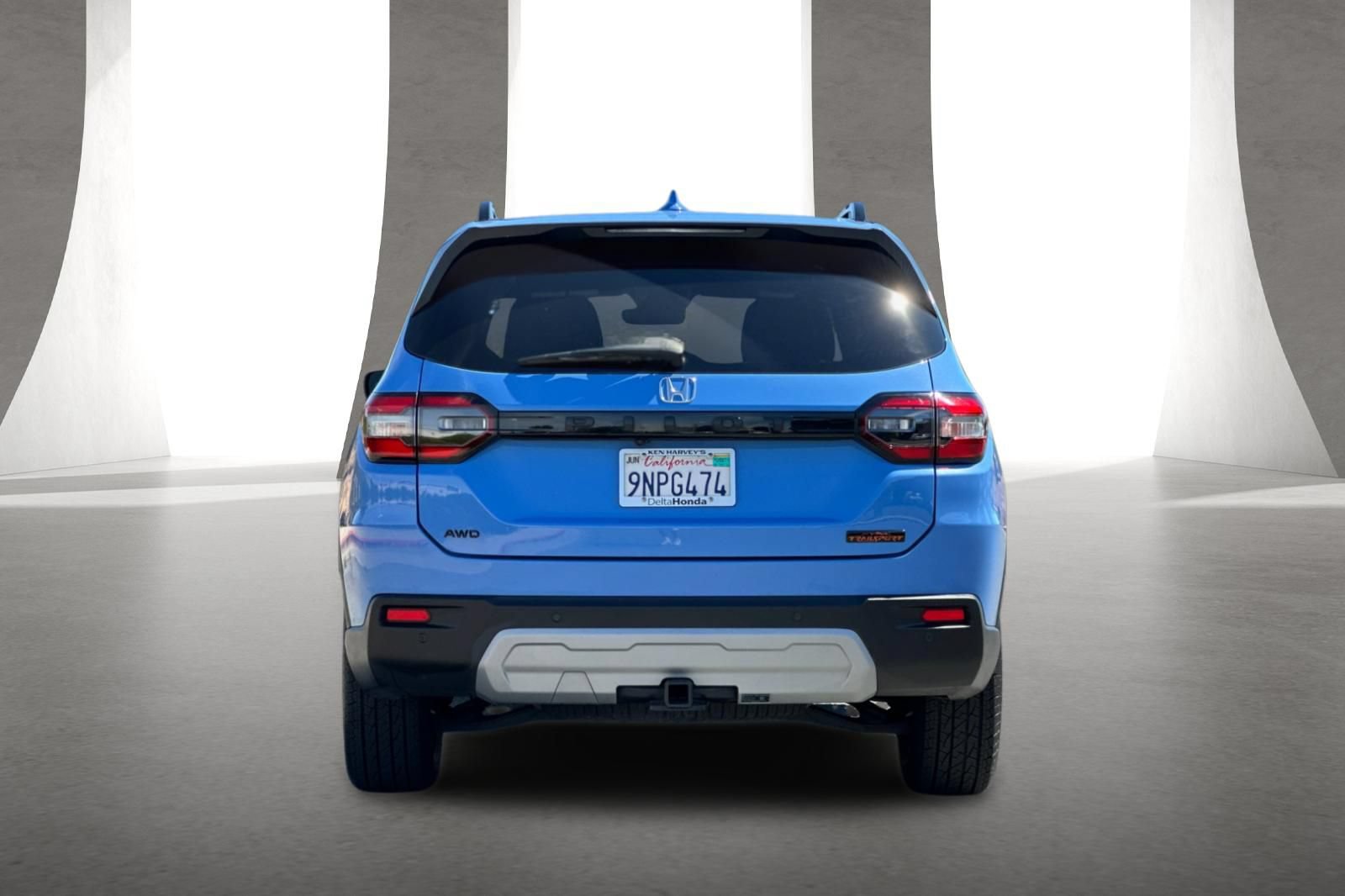 Certified 2024 Honda Pilot TrailSport image 5