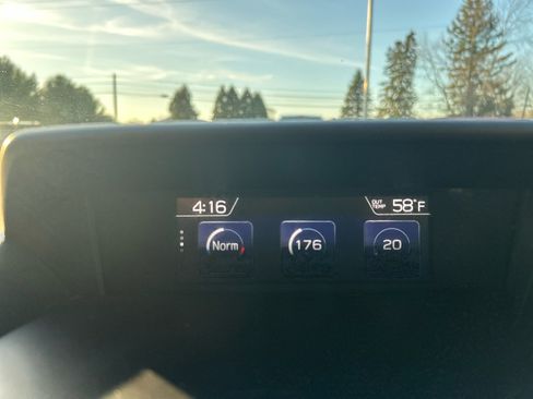 Used 2018 Subaru Crosstrek 2.0i Limited image 12