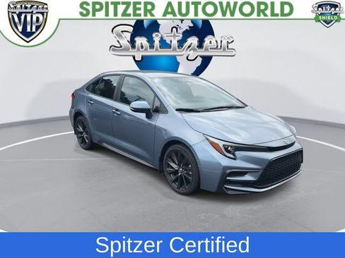 Used 2023 Toyota Corolla SE w/ Carpet Mat Package (TMS) FWD image 2