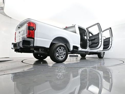 New 2026 Ford F250 Lariat RWD image 40