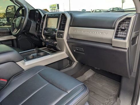 Used 2020 Ford F250 Lariat w/ Lariat Ultimate Package image 14
