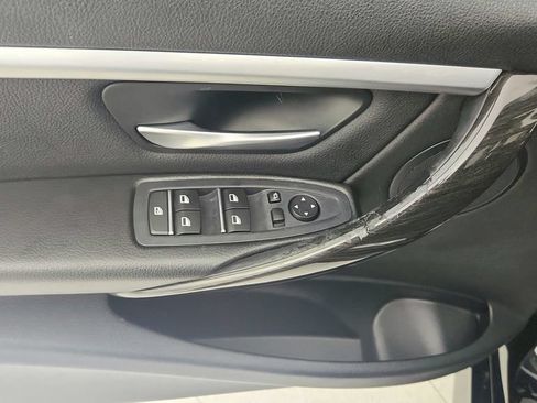 Used 2017 BMW 330i Sedan RWD image 22