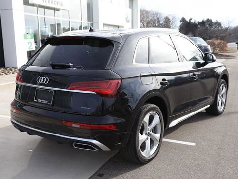 Used 2023 Audi Q5 2.0T Premium Plus w/ Premium Plus Package image 3