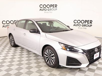 Used 2024 Nissan Altima 2.5 SV