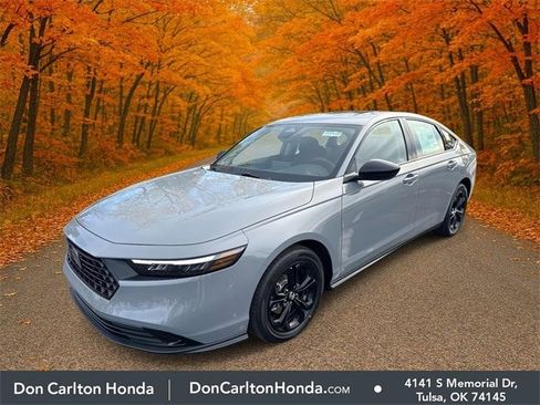 New 2025 Honda Accord SE image 3