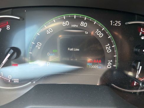 Used 2025 Toyota RAV4 LE AWD/4WD image 8