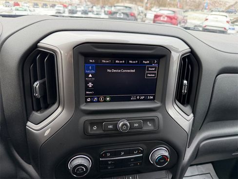 Certified 2022 Chevrolet Silverado 1500 Custom image 17