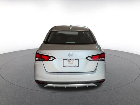 Used 2025 Nissan Versa SV FWD image 10