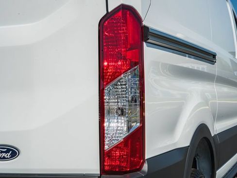 New 2026 Ford Transit 250 Low Roof RWD image 7