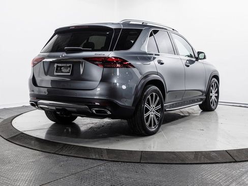 Used 2025 Mercedes-Benz GLE 450e 4MATIC w/ Driver Assistance Package image 35