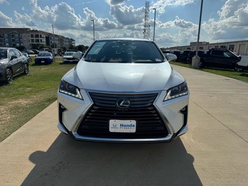 Used 2019 Lexus RX 350 FWD w/ Navigation Package image 3