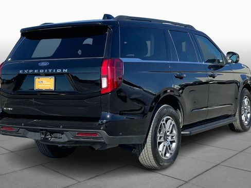 Certified 2025 Ford Expedition Active image 13