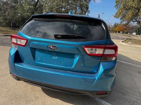 Used 2017 Subaru Impreza 2.0i Premium w/ BSD & Rcta/SRF/Eyesight image 12