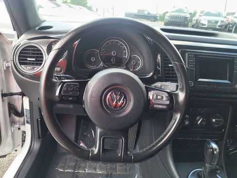 Used 2016 Volkswagen Beetle 1.8T S image 12