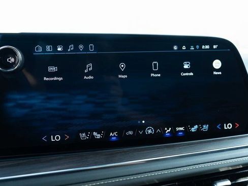 New 2026 Chevrolet Suburban Premier image 24