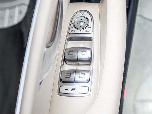 Used 2019 Mercedes-Benz E 450 4MATIC Wagon image 48