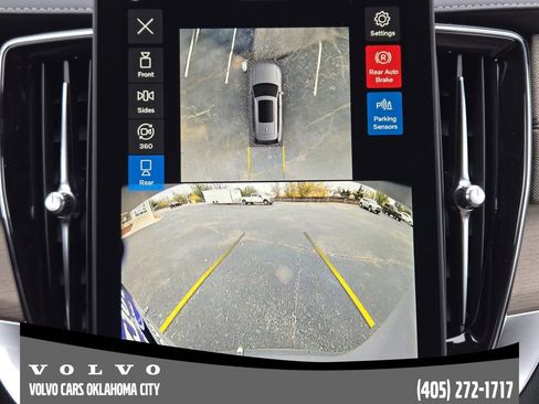 New 2026 Volvo XC90 B6 Plus w/ Protection Package Premier image 17