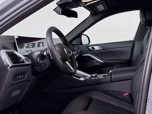 New 2026 BMW X6 xDrive40i w/ Climate Comfort Package image 9