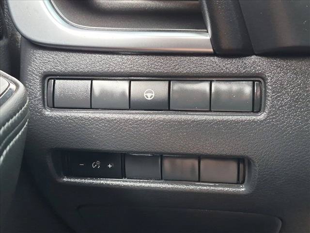 Used 2022 Nissan Rogue SV FWD image 17