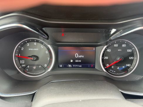 Used 2023 Chevrolet TrailBlazer ACTIV w/ Sun and Liftgate Package FWD image 9