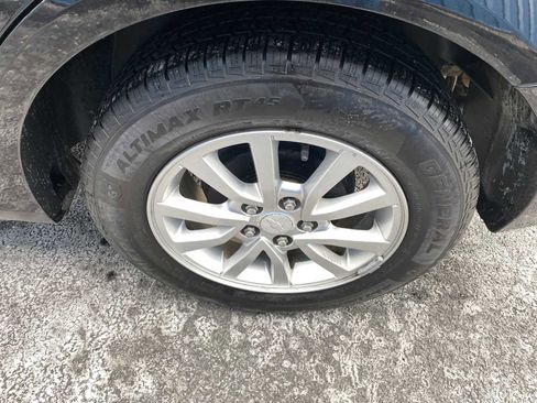 Used 2017 Chevrolet Sonic LT w/ Convenience Package image 36