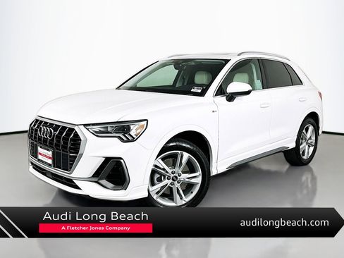 Used 2023 Audi Q3 2.0T Premium w/ Convenience Package image 1