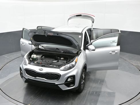 Used 2020 Kia Sportage LX image 46