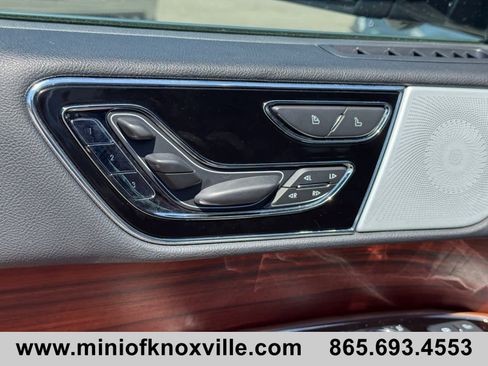 Used 2024 Lincoln Navigator L Reserve AWD/4WD image 12