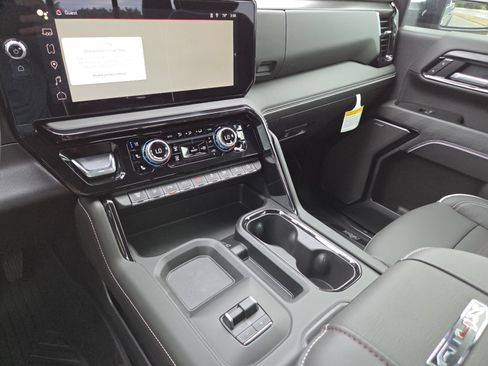 New 2026 GMC Sierra 2500 AT4X w/ AT4X AEV Edition AWD/4WD image 35