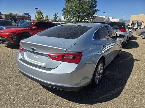 Used 2017 Chevrolet Malibu Premier w/ Driver Confidence Package FWD image 16