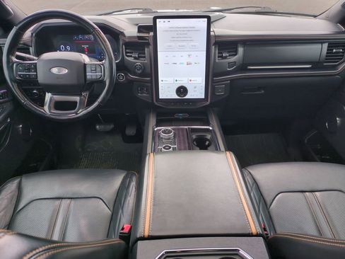 Used 2022 Ford Expedition Max Platinum image 13