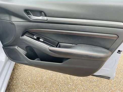 Certified 2023 Nissan Altima 2.5 SR image 27