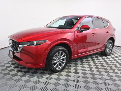 Used 2024 MAZDA CX-5 AWD 2.5 S w/ Select Package image 2