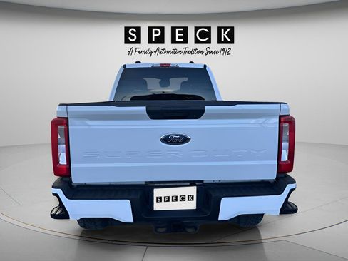 Used 2024 Ford F350 XLT AWD/4WD image 19