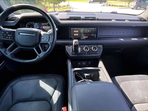 Used 2023 Land Rover Defender 110 X-Dynamic SE AWD/4WD image 17