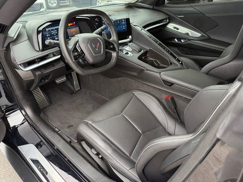 Used 2024 Chevrolet Corvette Stingray Coupe w/ 1LT image 11