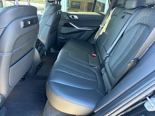 Used 2024 BMW X5 xDrive40i w/ Premium Package AWD/4WD image 19