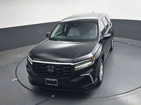 Used 2023 Honda Pilot LX image 21
