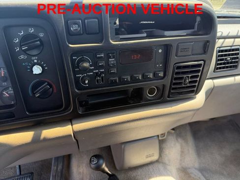 Used 1994 Dodge Ram 1500 Truck 4x4 Regular Cab image 15