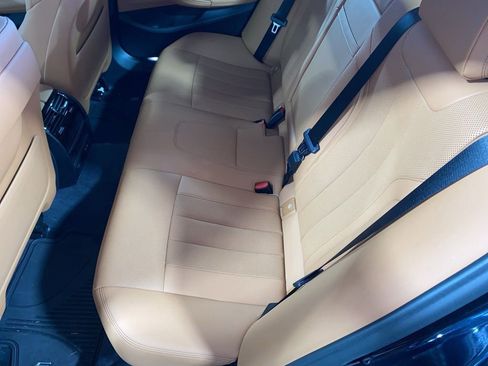 Used 2021 BMW 530e xDrive w/ M Sport Package AWD/4WD image 8